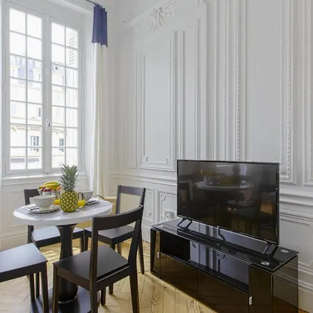 Charming Studio In Typical - - Welkeys *